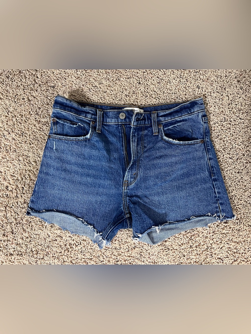 Abercrombie & Fitch The 4” Mom High Rise Short Size 6/28